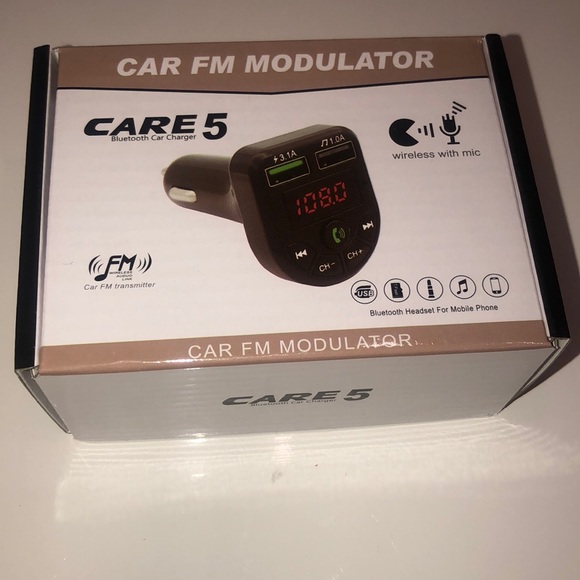 Bluetooth FM Transmitter Aux Car Kit Car Audio MP3 - Picture 1 of 4